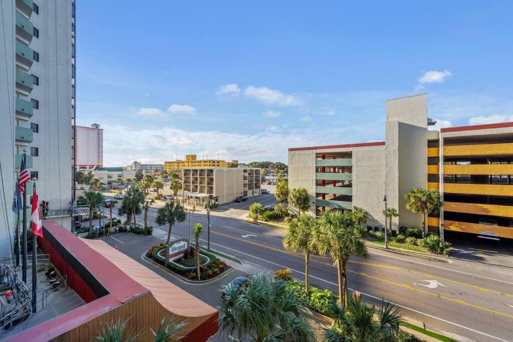 Appartamento Note Worthy 1Br Oceanview Dogs Ok! 438 Myrtle Beach Esterno foto